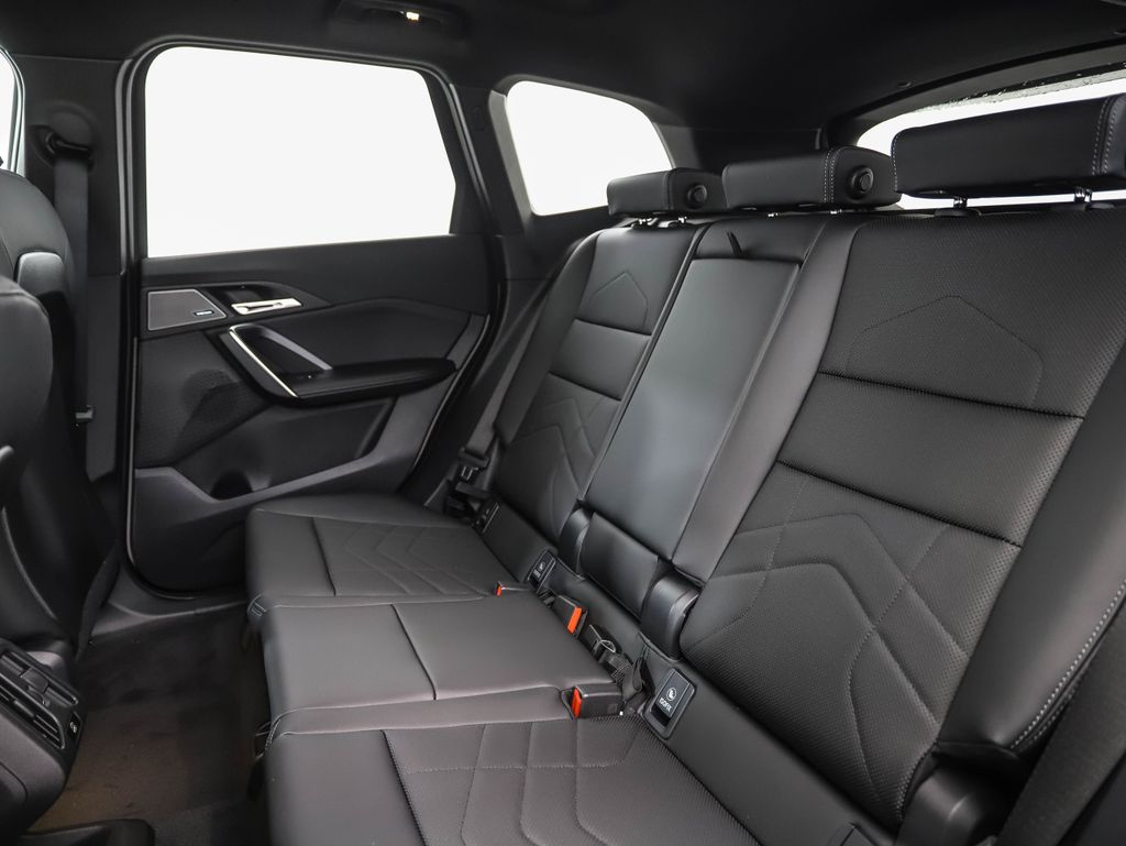 Thumbnail: 2026 BMW X1 - 23