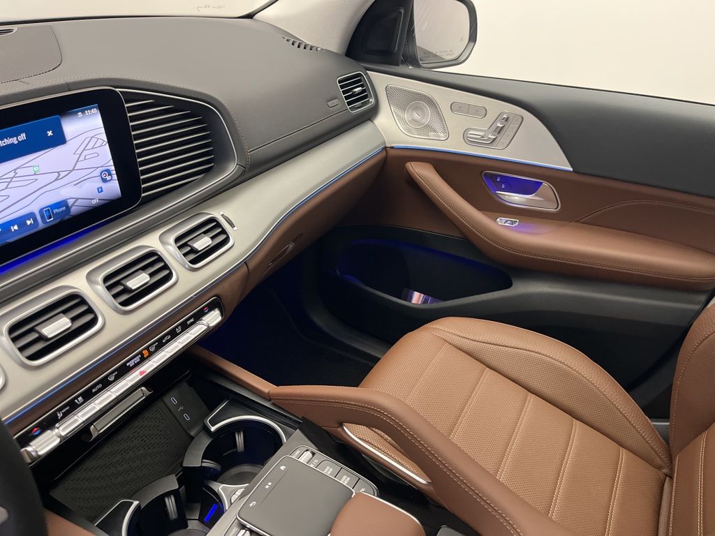 Thumbnail: 2026 Mercedes-Benz GLS - 22