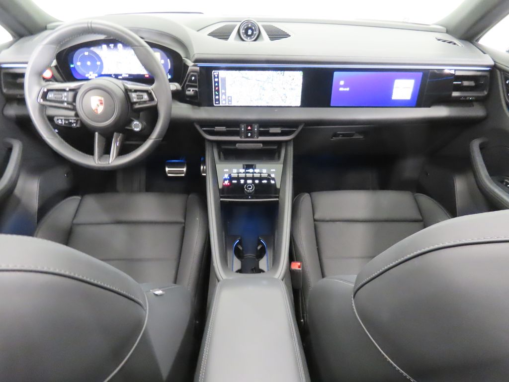 Thumbnail: 2025 Porsche Macan - 15