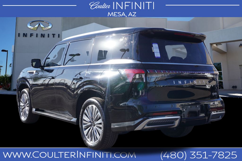 2025 INFINITI QX80 LUXE 3