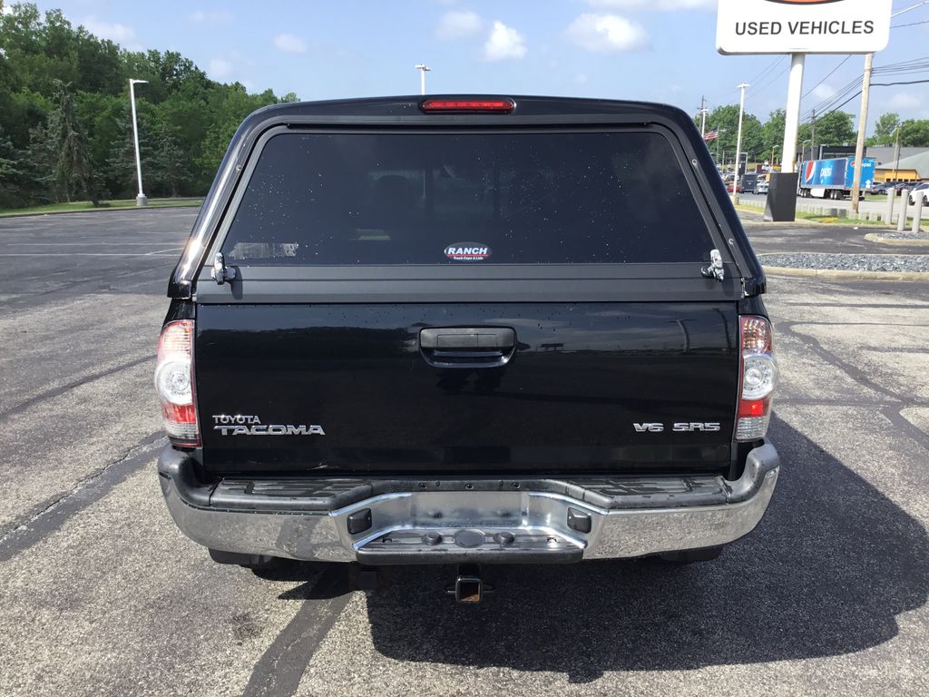Thumbnail: 2015 Toyota Tacoma - 4