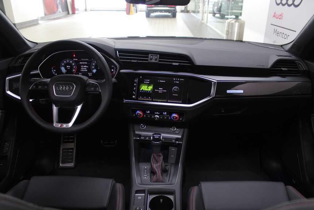 Thumbnail: 2025 Audi Q3 - 11