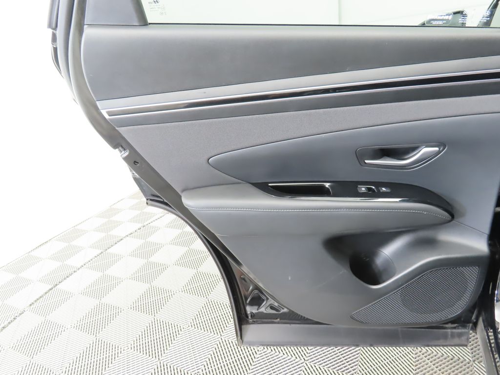2023 Hyundai Tucson Limited 26