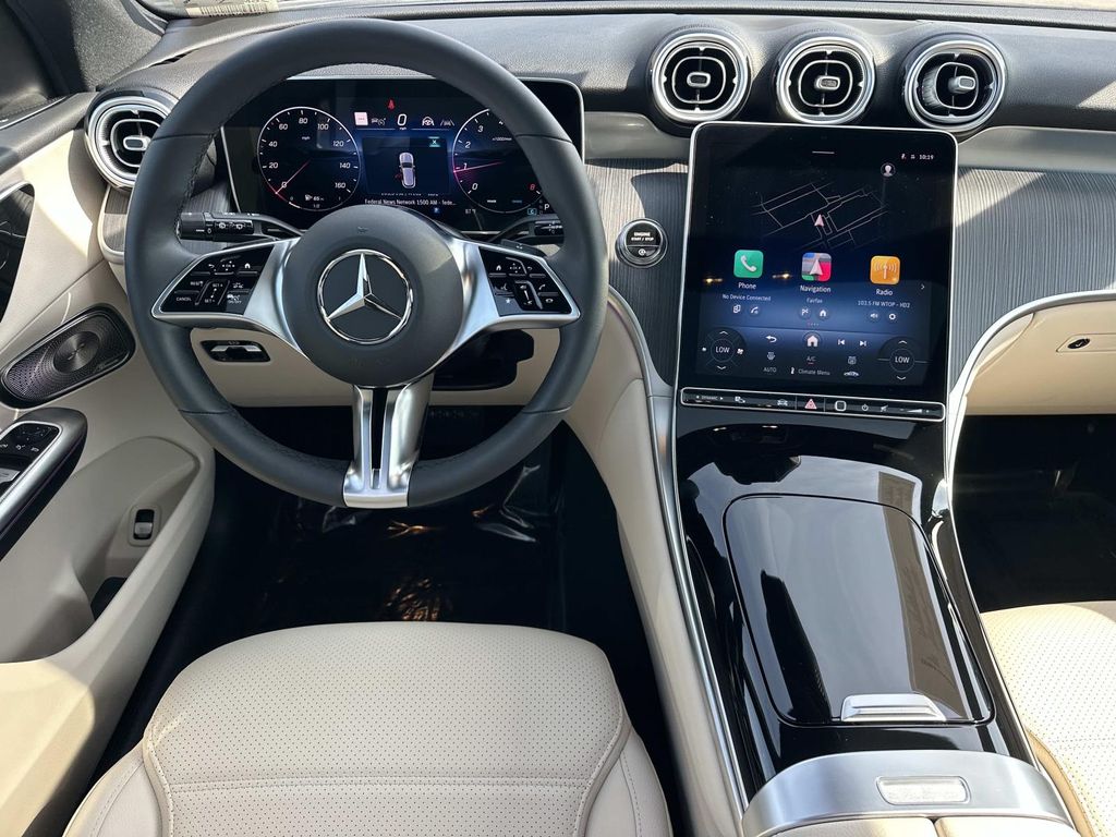 Thumbnail: 2026 Mercedes-Benz GLC - 18