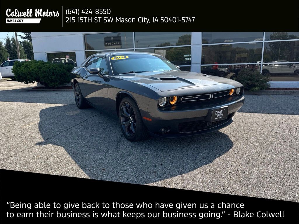 2018 Dodge Challenger SXT RWD