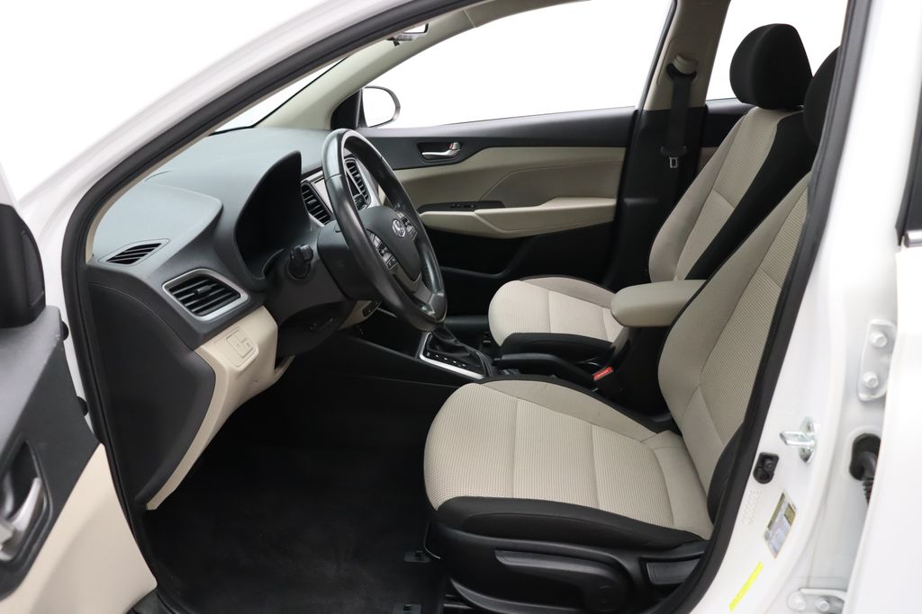 2022 Hyundai Accent Limited Edition 14