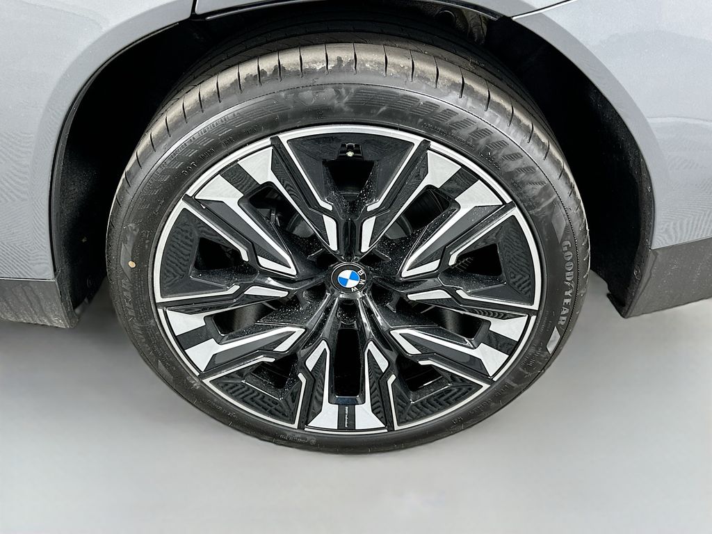 Thumbnail: 2026 BMW X3 - 23