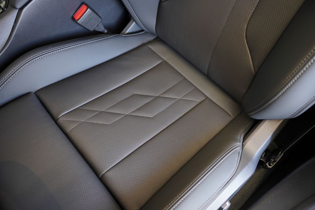 Thumbnail: 2026 BMW X3 - 11