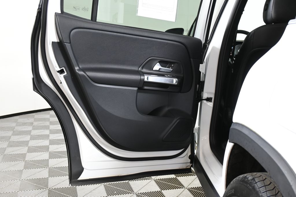 2022 Mercedes-Benz GLB 250 31