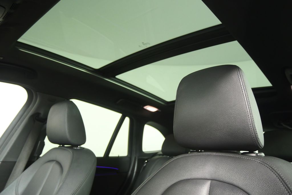 Thumbnail: 2021 BMW X1 - 12