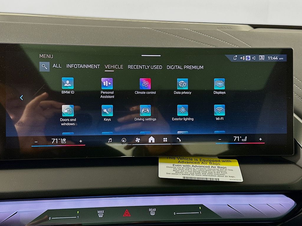 Thumbnail: 2026 BMW X3 - 11