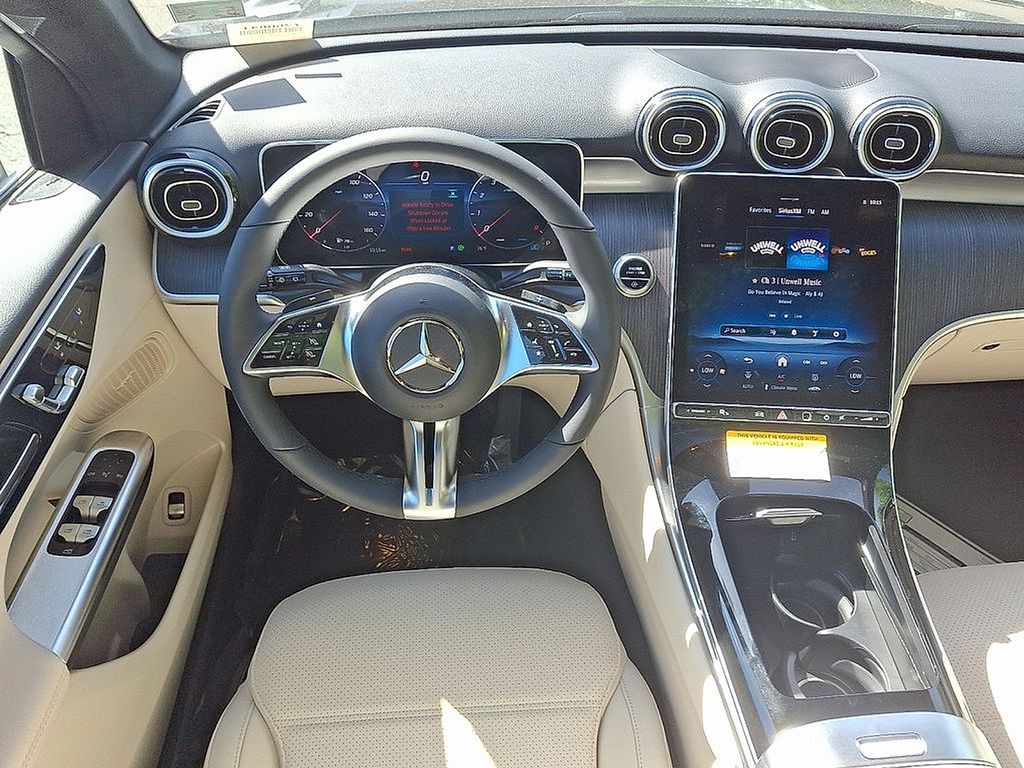 Thumbnail: 2025 Mercedes-Benz GLC - 8