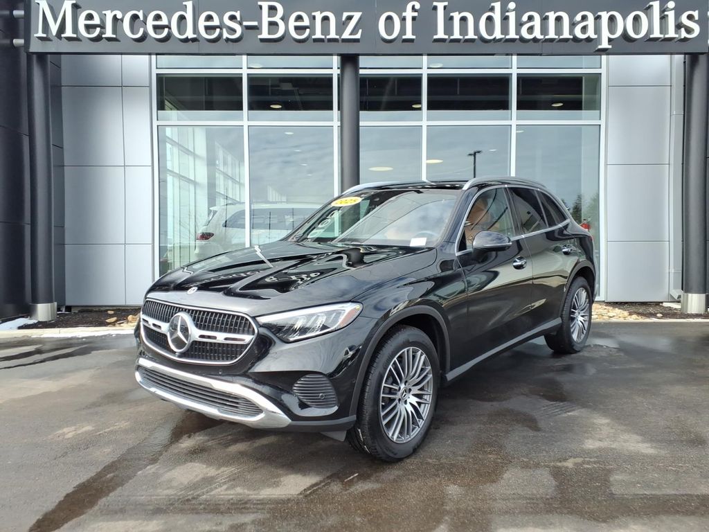 2025 Mercedes-Benz GLC 300 4MATIC
