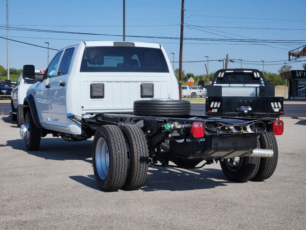 2024 Ram 5500HD Tradesman 3