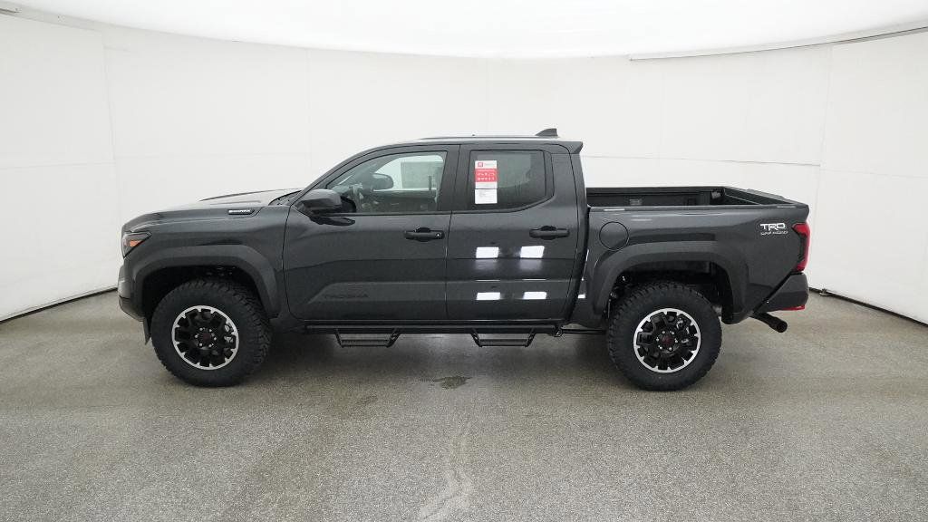 2025 Toyota Tacoma TRD Off-Road 25