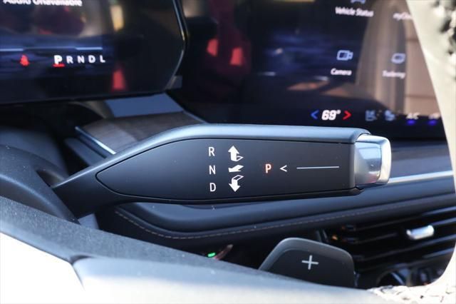 Thumbnail: 2026 Chevrolet Tahoe - 26