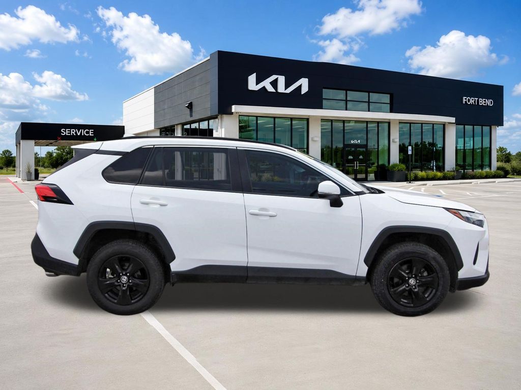 2022 Toyota RAV4 XLE White at Emmons Autoplex