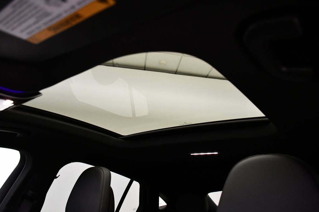 Thumbnail: 2026 Mercedes-Benz GLC - 17