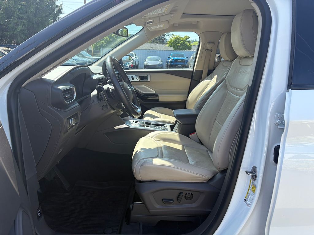 2021 Ford Explorer Platinum
