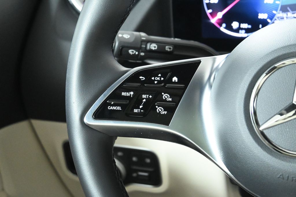 2025 Mercedes-Benz GLA 250 4MATIC 17