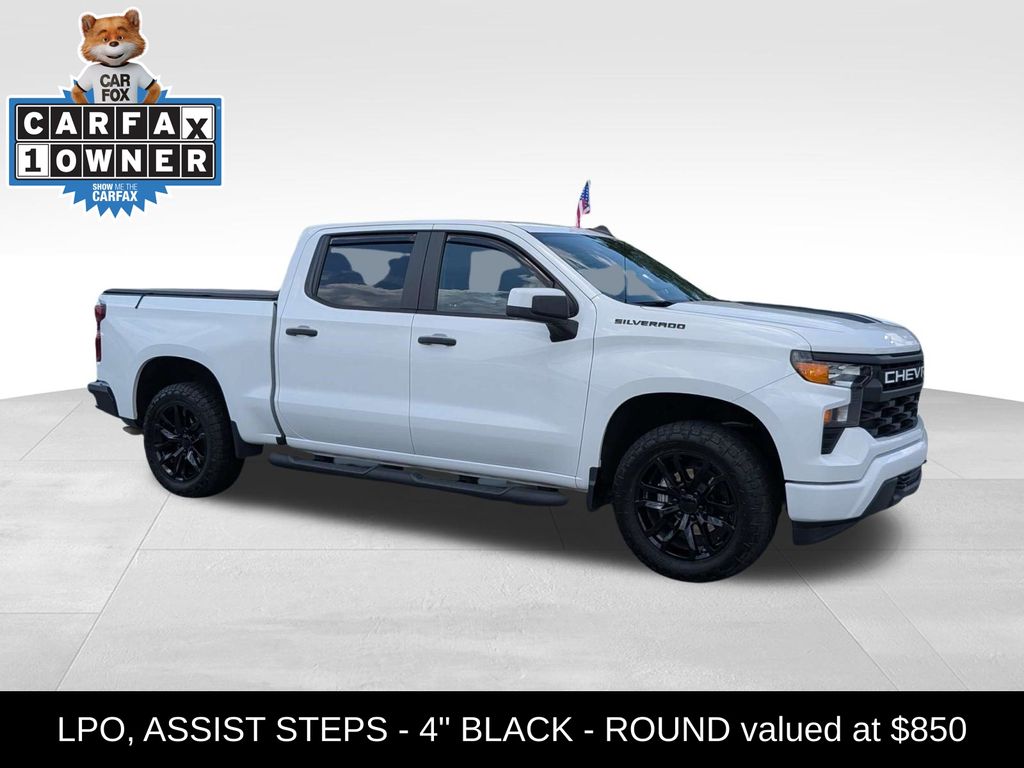 Summit White 2025 Chevrolet Silverado 1500 Pickup Truck Four-Wheel Drive 8-Speed Automatic