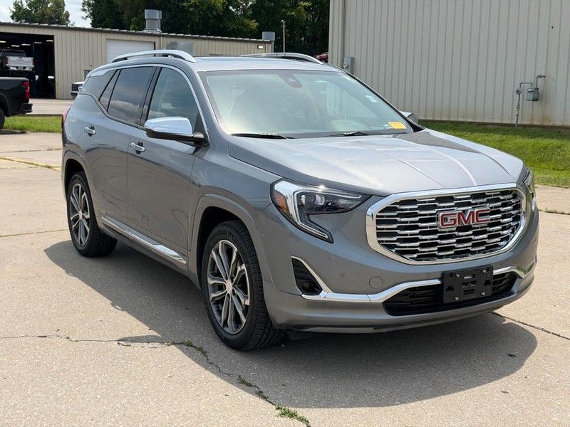  2020 GMC Terrain Denali FWD   