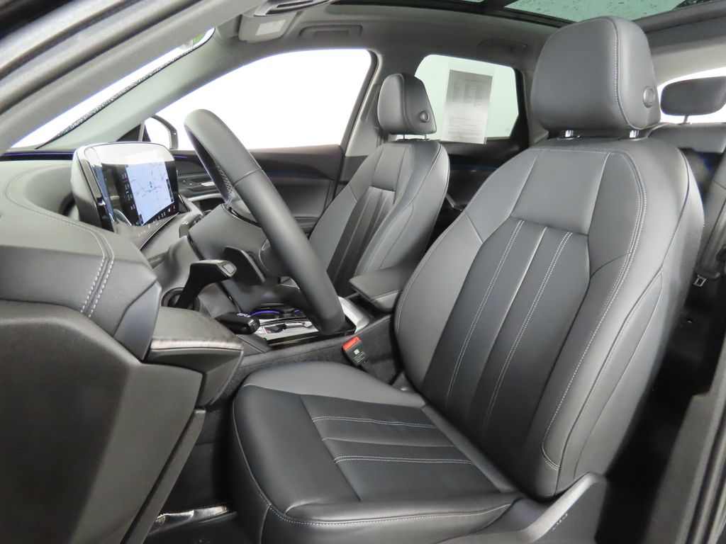 Thumbnail: 2025 Audi Q5 - 30