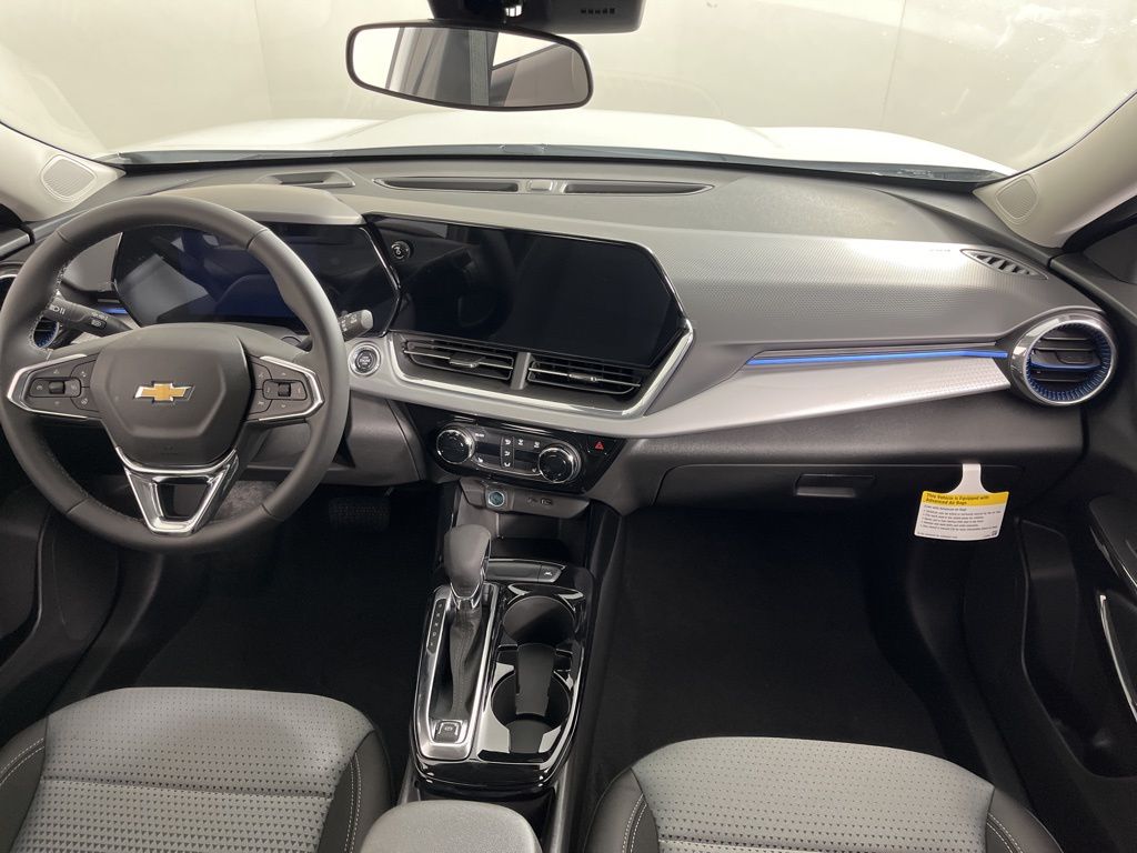 Thumbnail: 2026 Chevrolet Trax - 15