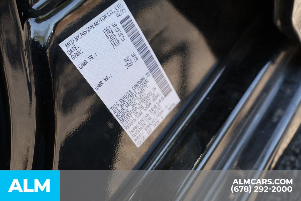 Used 2025 Black Nissan 2.5 SV image 36