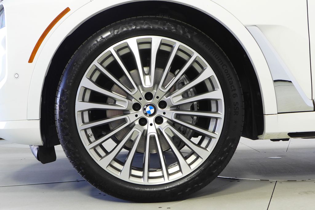 Thumbnail: 2024 BMW X7 - 5