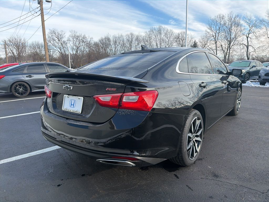 Thumbnail: 2022 Chevrolet Malibu - 5