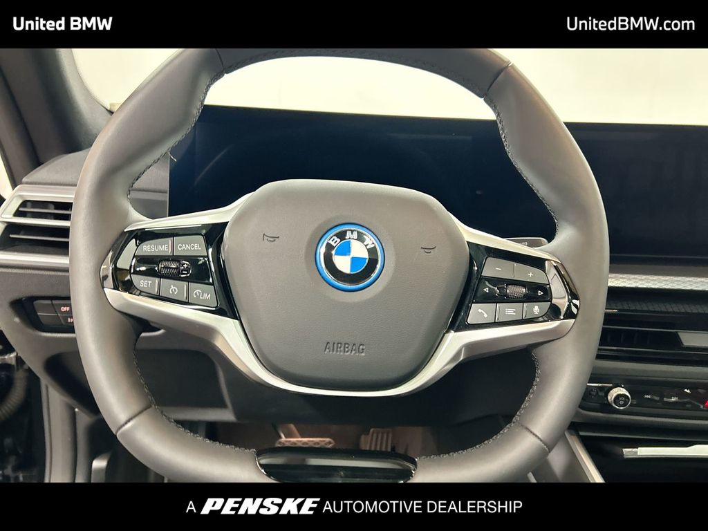 Thumbnail: 2025 BMW i4 - 14