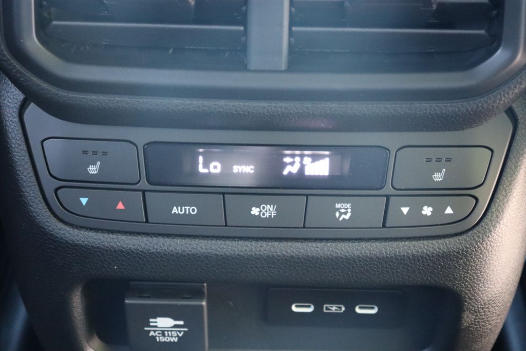 2025 Honda Pilot Black Edition 18