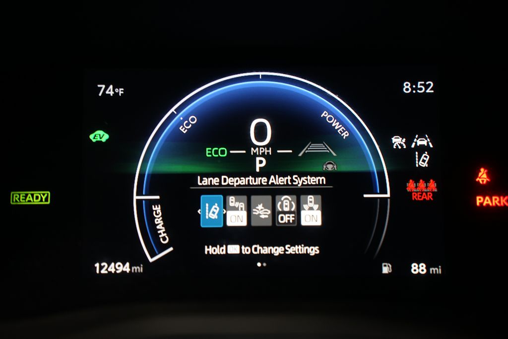 2025 Toyota Camry LE 16
