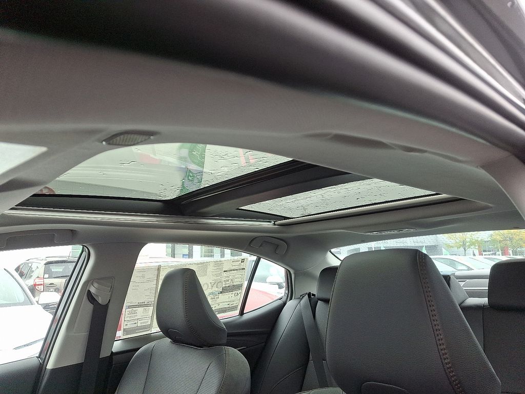 Thumbnail: 2025 Toyota Camry - 13