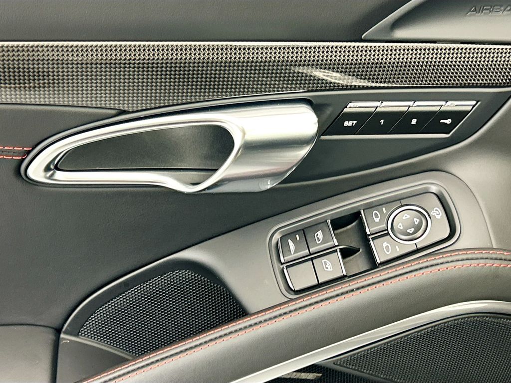 Thumbnail: 2019 Porsche 911 - 22