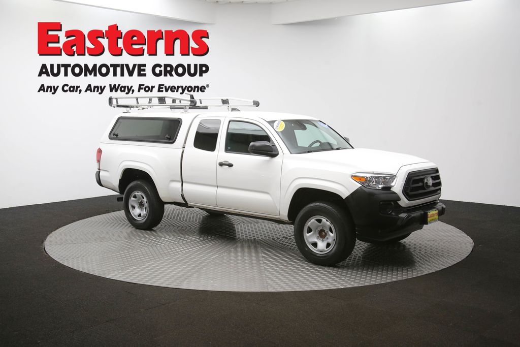 Used 2022 White Toyota SR image 47