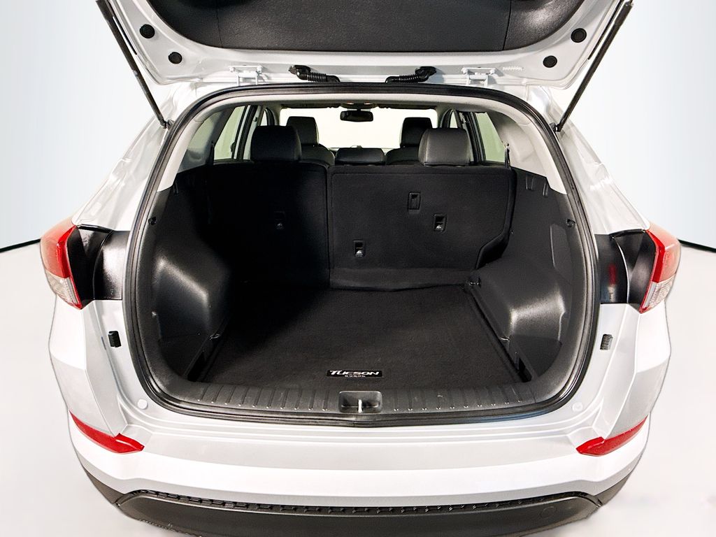 Thumbnail: 2018 Hyundai Tucson - 29