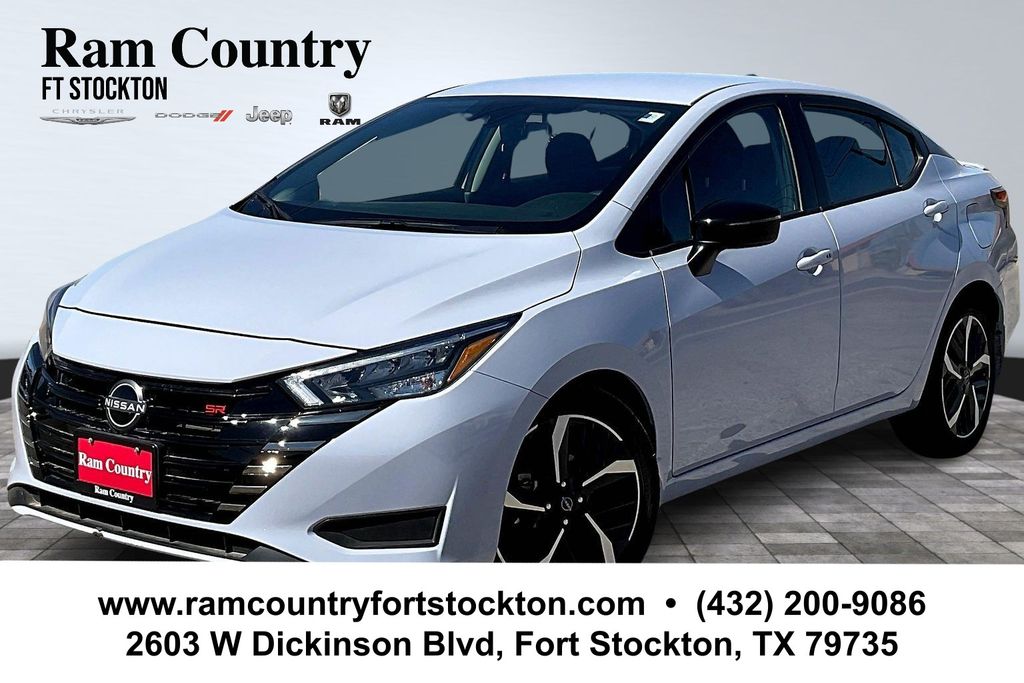 Gray Sky Pearl 2025 Nissan Versa SR FWD Sedan Front-Wheel Drive Continuously Variable Transmission