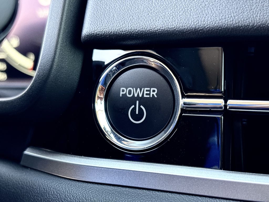 New 2026 Nissan Rogue Plug-in Hybrid SUV