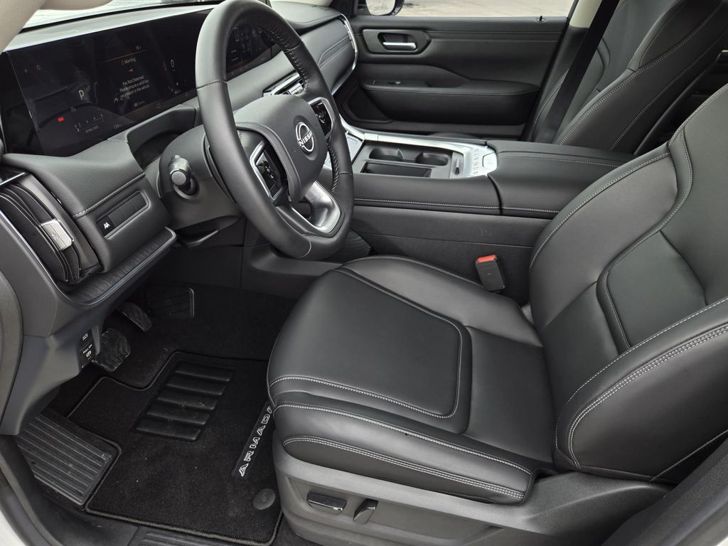 2026 Nissan Armada SV - Photo 18