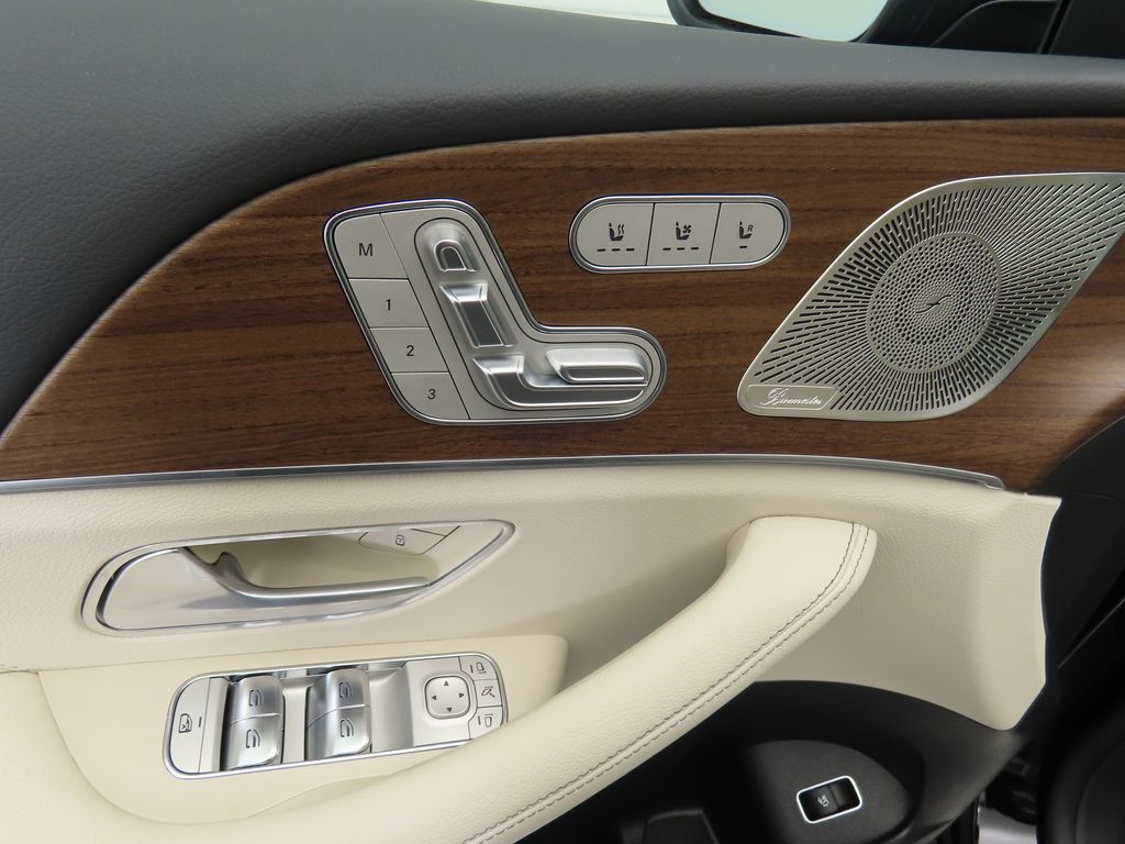 Thumbnail: 2026 Mercedes-Benz GLE - 23