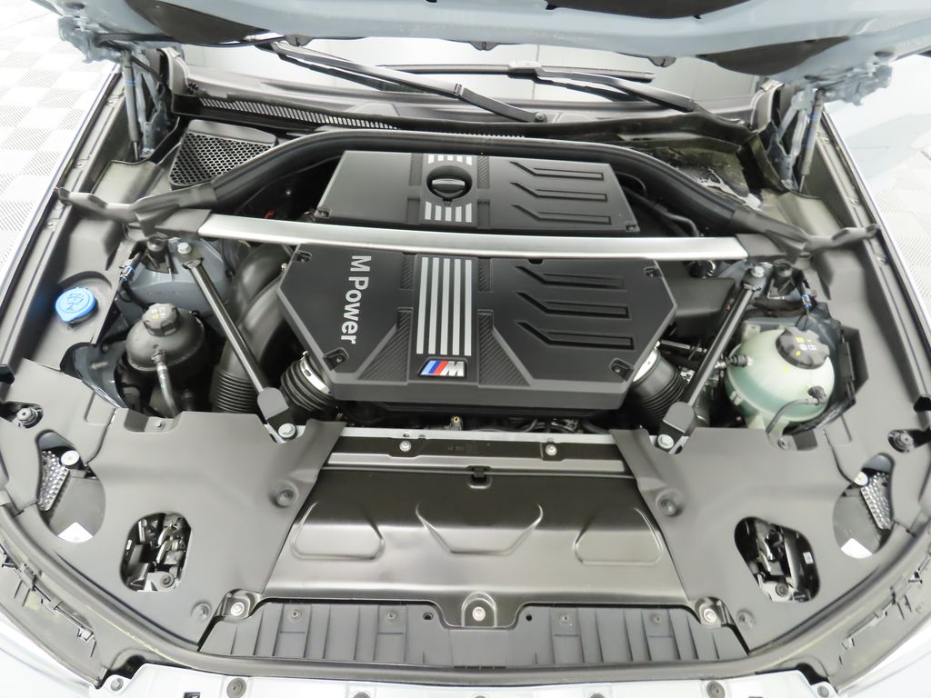 2025 BMW X4 M 30