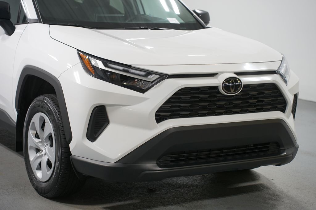 Thumbnail: 2025 Toyota RAV4 - 4