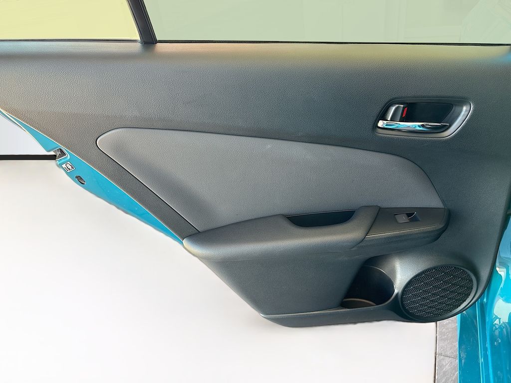 Thumbnail: 2021 Toyota Prius Prime - 25