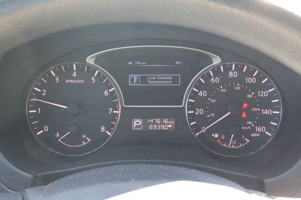 Thumbnail: 2013 Nissan Altima - 14