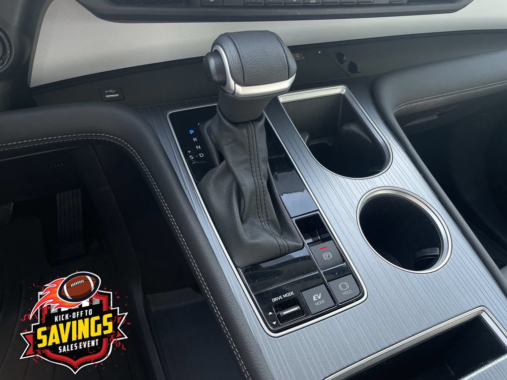 Used 2025 Toyota Sienna Van