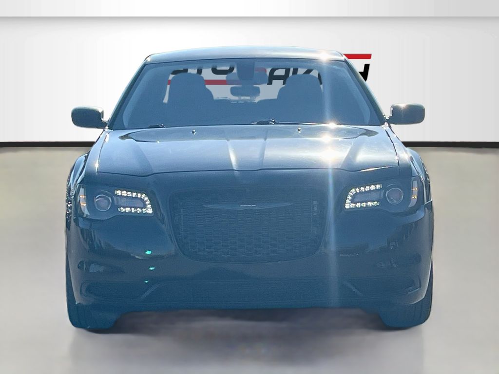 Used 2020 Black Chrysler Touring image 2