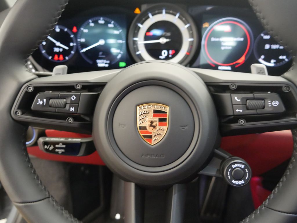 Thumbnail: 2024 Porsche 911 - 23