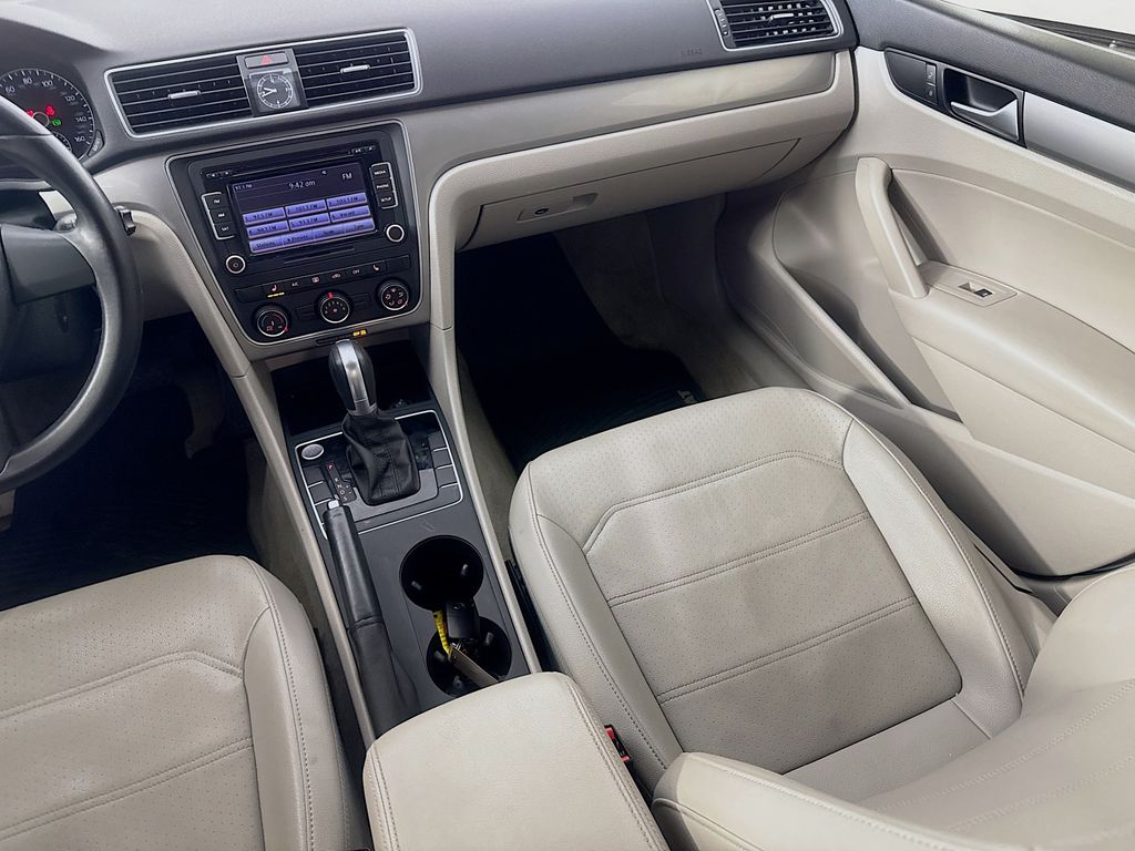 Used Car 2015 Volkswagen Passat  1.8t Limited Edition For Sale Under $10,000 In Austin, Texas